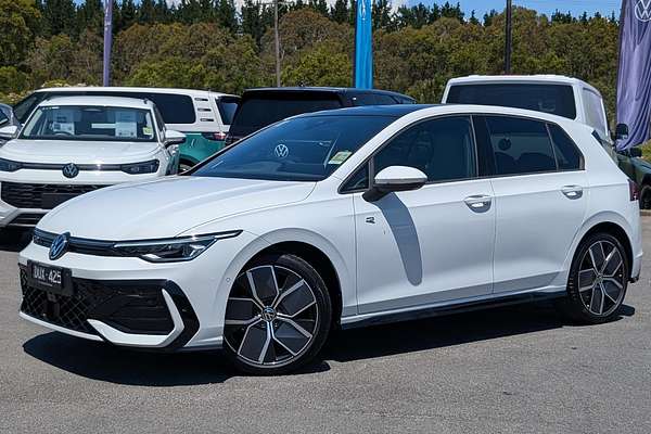 2025 Volkswagen Golf 110TSI R-Line 8.5