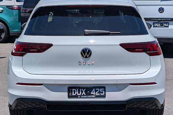 2025 Volkswagen Golf 110TSI R-Line 8.5