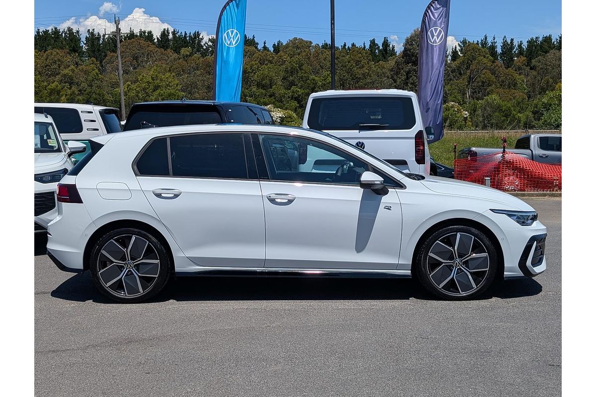 2025 Volkswagen Golf 110TSI R-Line 8.5