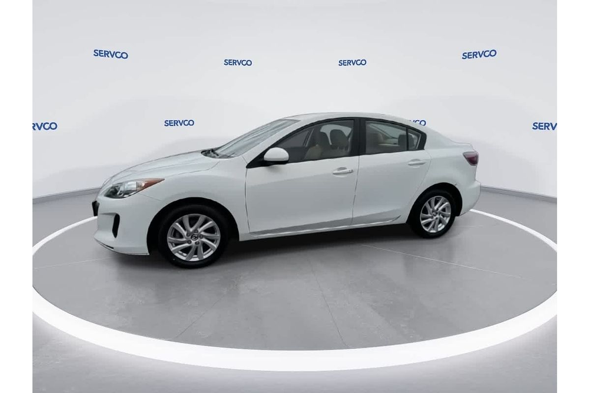 2013 Mazda 3 i Touring