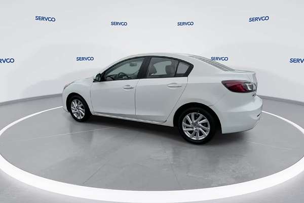 2013 Mazda 3 i Touring