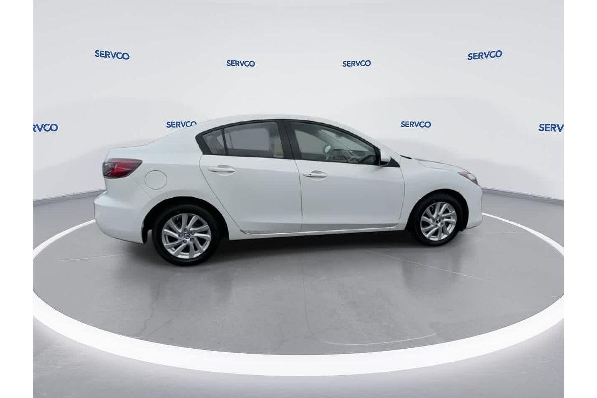 2013 Mazda 3 i Touring