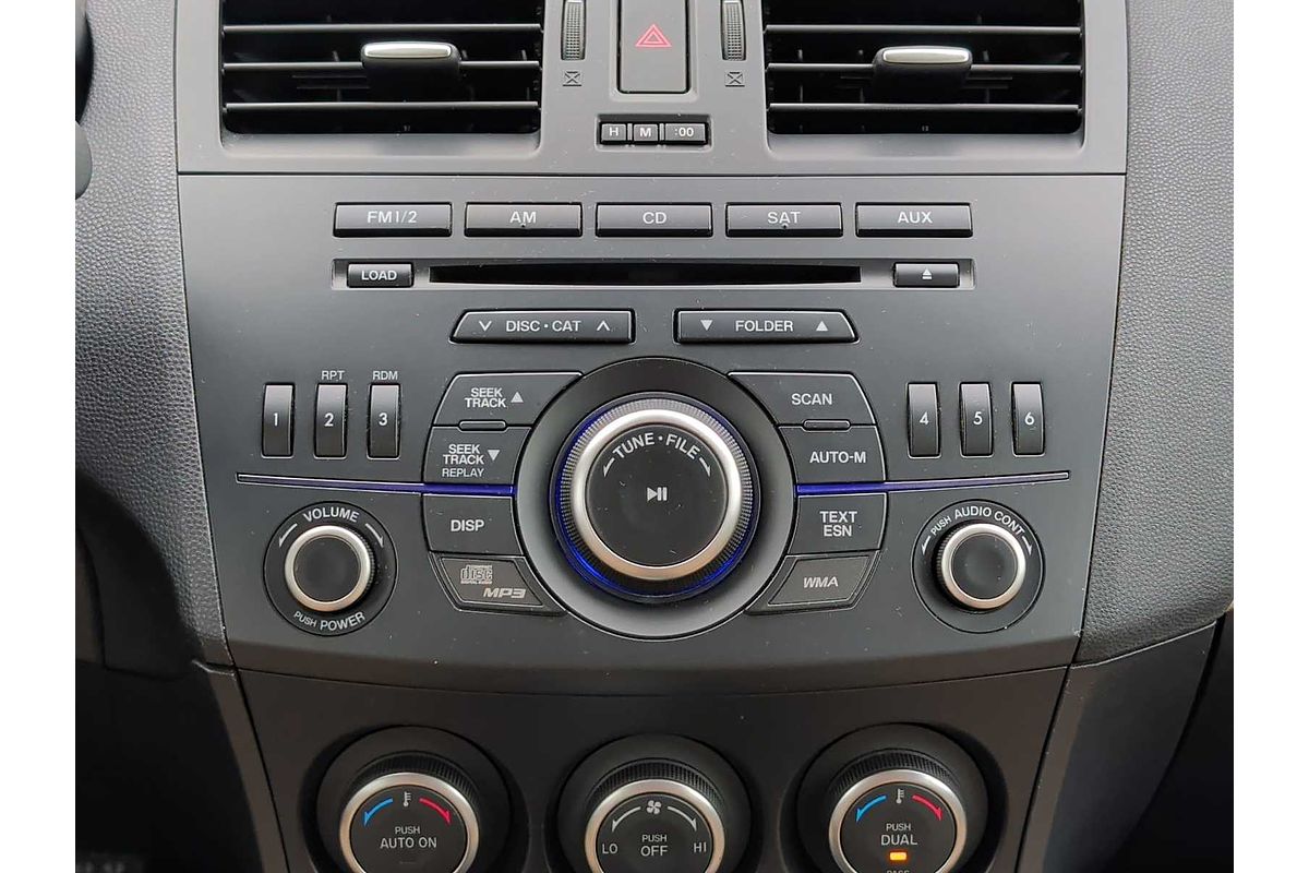 2013 Mazda 3 i Touring