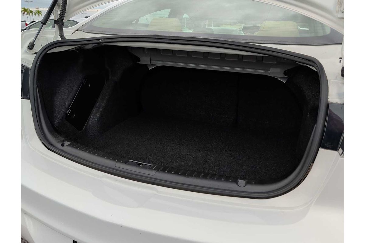 2013 Mazda 3 i Touring