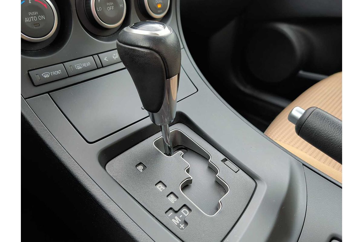 2013 Mazda 3 i Touring