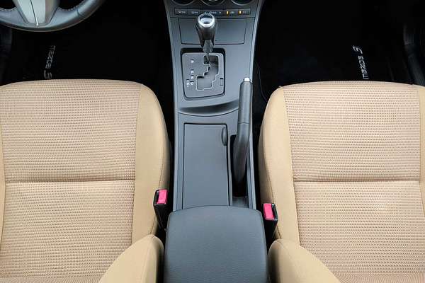 2013 Mazda 3 i Touring