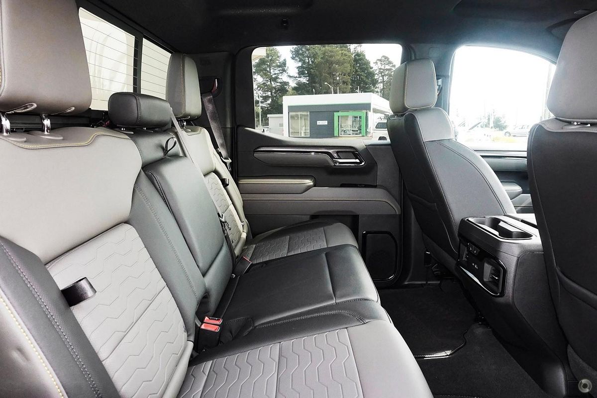 2025 Chevrolet Silverado 1500 ZR2 W/Tech Pack T1 4X4