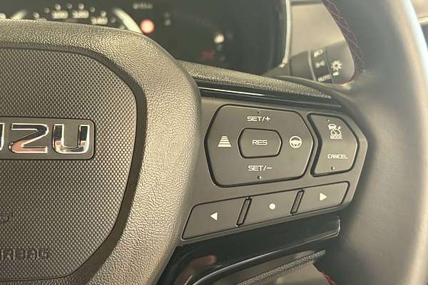 2024 Isuzu D-MAX X-TERRAIN 4X4