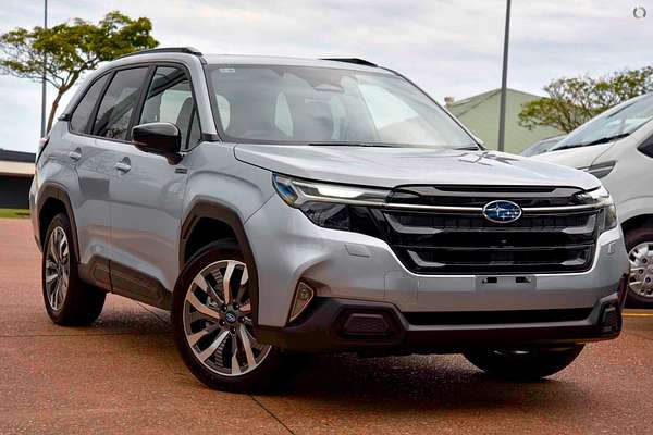 2025 Subaru Forester Hybrid Touring S6