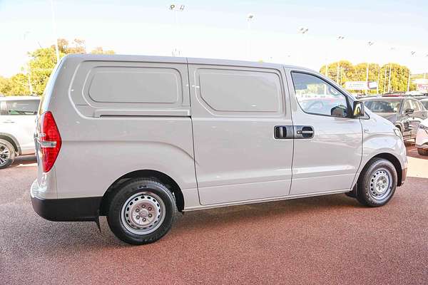 2021 Hyundai iLoad TQ4