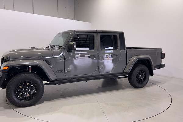 2022 Jeep Gladiator Night Eagle JT All Wheel Drive