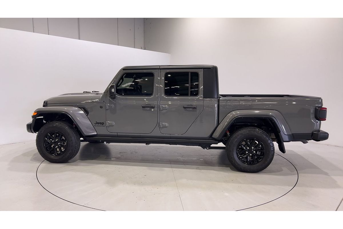 2022 Jeep Gladiator Night Eagle JT All Wheel Drive