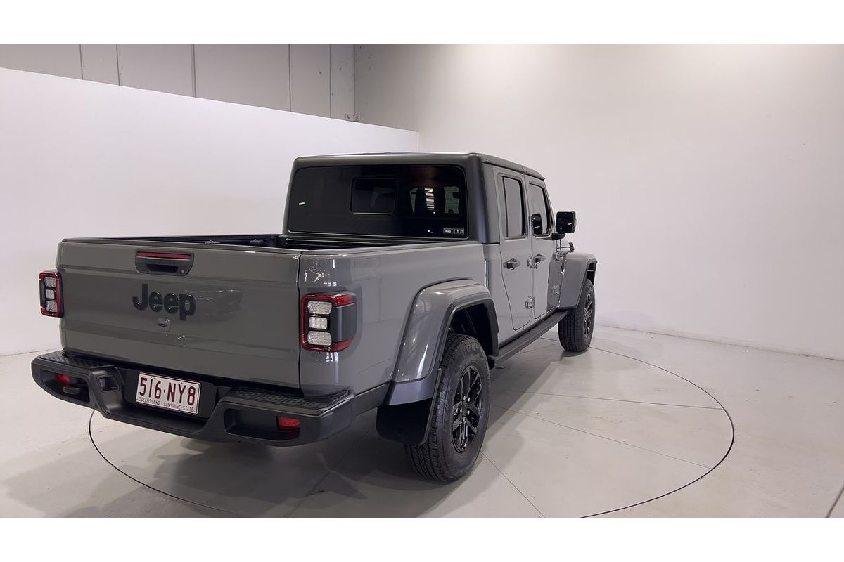 2022 Jeep Gladiator Night Eagle JT All Wheel Drive