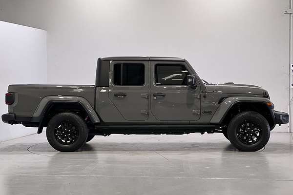 2022 Jeep Gladiator Night Eagle JT All Wheel Drive