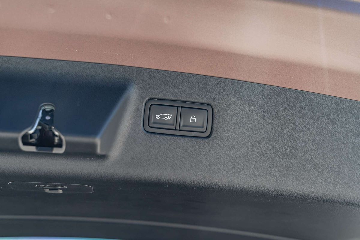 2024 Hyundai Santa Fe Hybrid Calligraphy MX5.V1