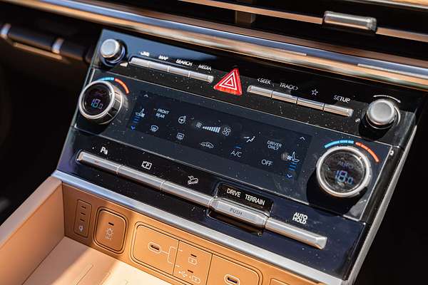 2024 Hyundai Santa Fe Hybrid Calligraphy MX5.V1