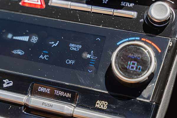 2024 Hyundai Santa Fe Hybrid Calligraphy MX5.V1