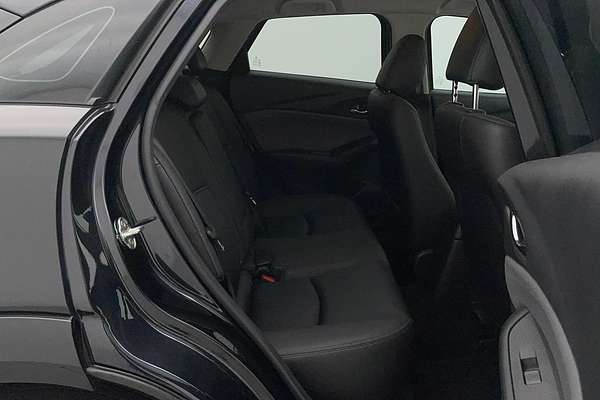 2022 Mazda CX-3 sTouring DK