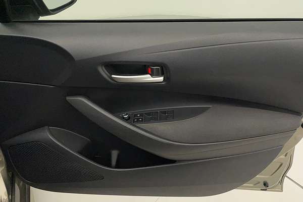 2019 Toyota Corolla SX Hybrid ZWE211R