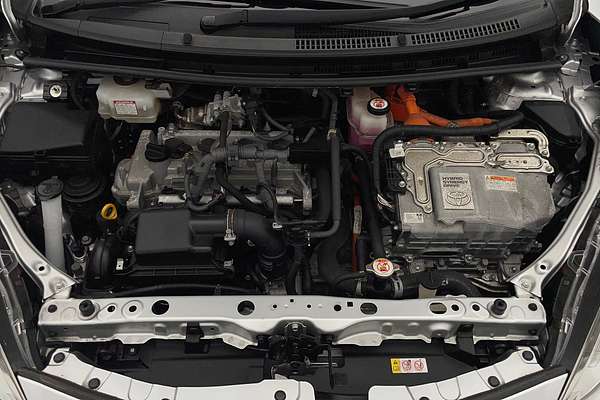 2019 Toyota Prius HYBRID NHP10R MY17