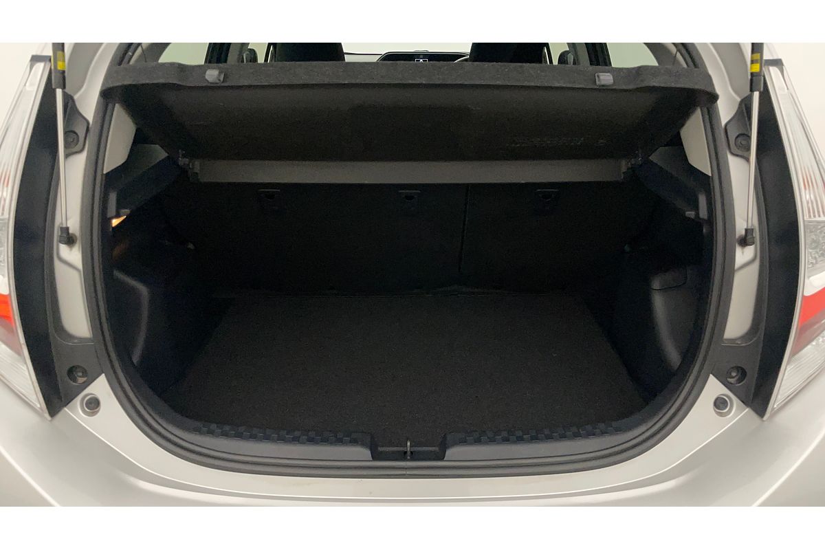 2019 Toyota Prius HYBRID NHP10R MY17