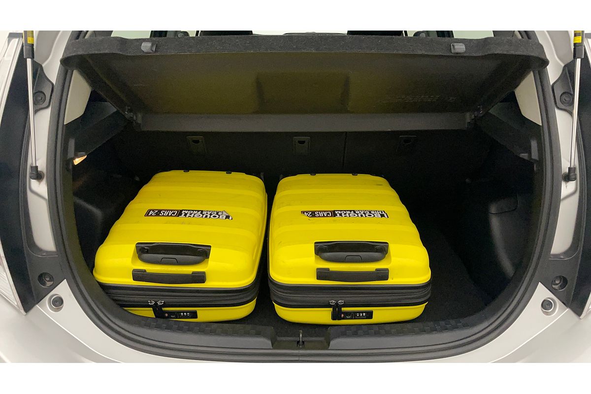 2019 Toyota Prius HYBRID NHP10R MY17