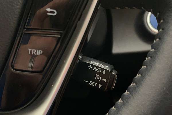 2019 Toyota Prius HYBRID NHP10R MY17