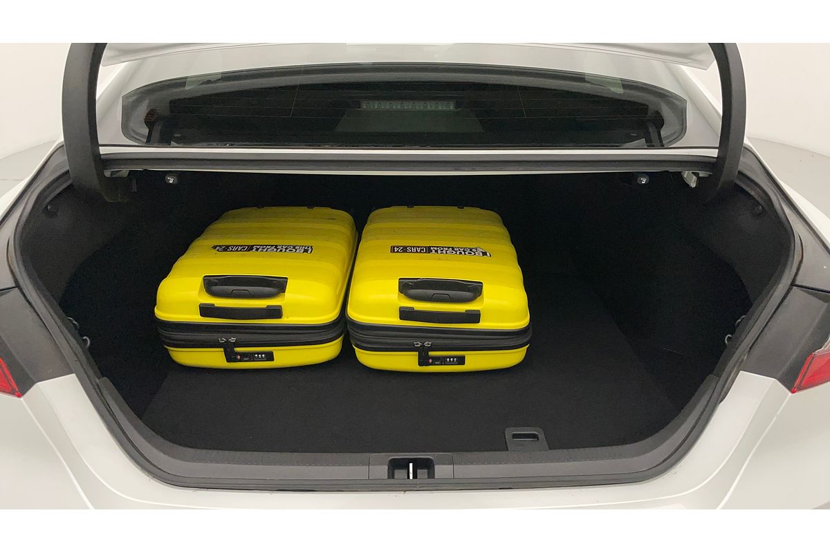 2021 Toyota Camry Ascent AXVH70R