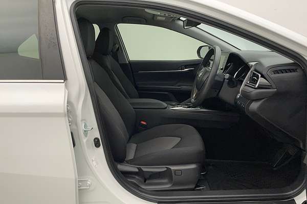 2021 Toyota Camry Ascent AXVH70R