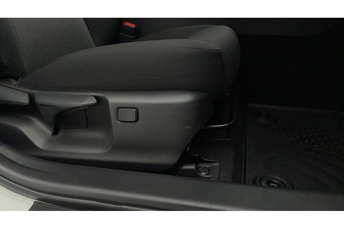 2021 Toyota Camry Ascent AXVH70R