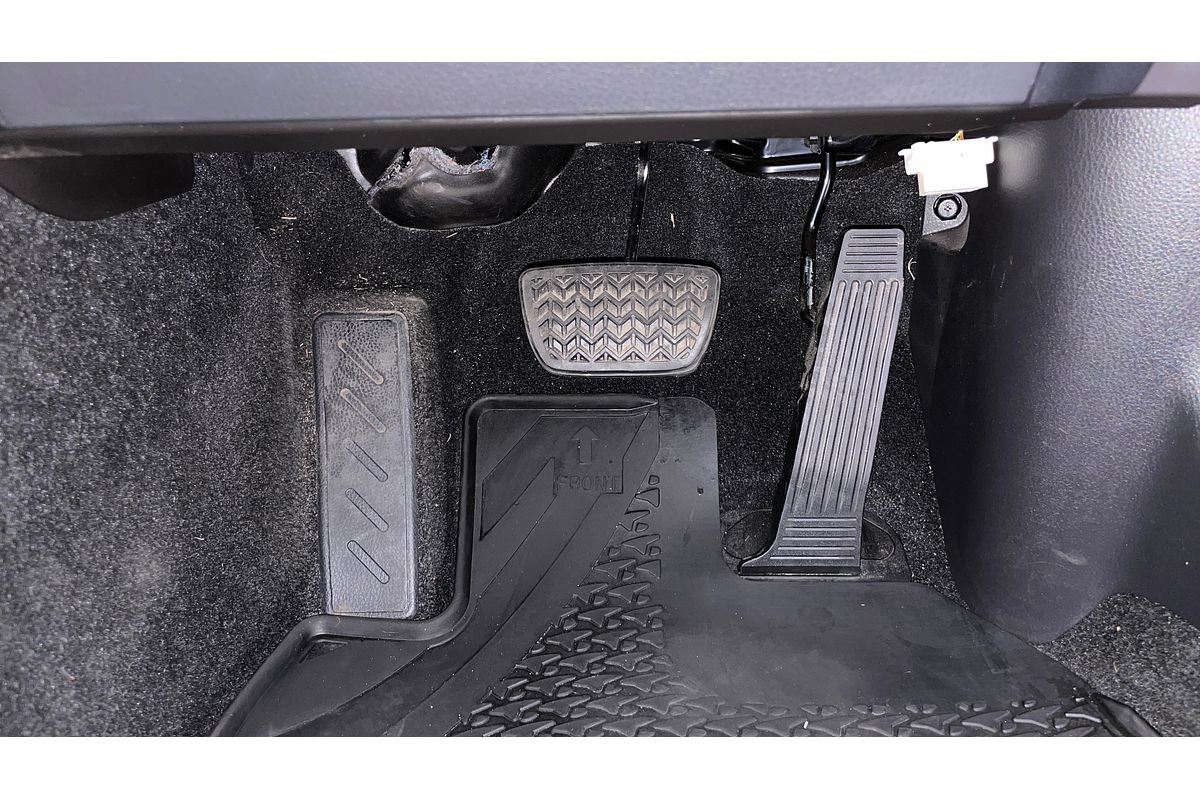 2021 Toyota Camry Ascent AXVH70R