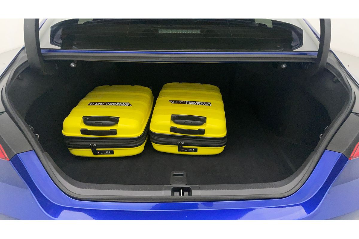 2020 Toyota Camry Ascent AXVH71R