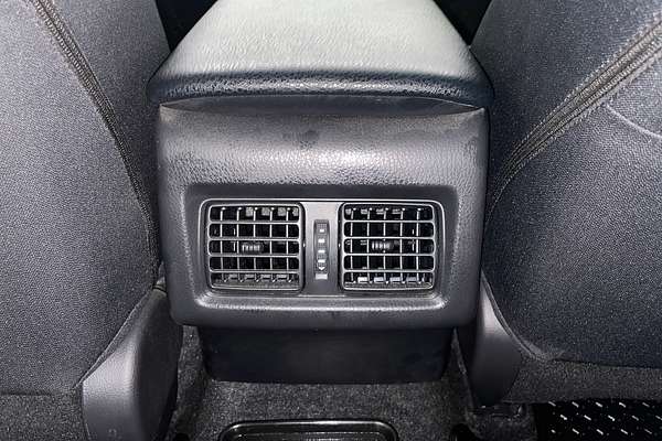 2020 Toyota Camry Ascent AXVH71R