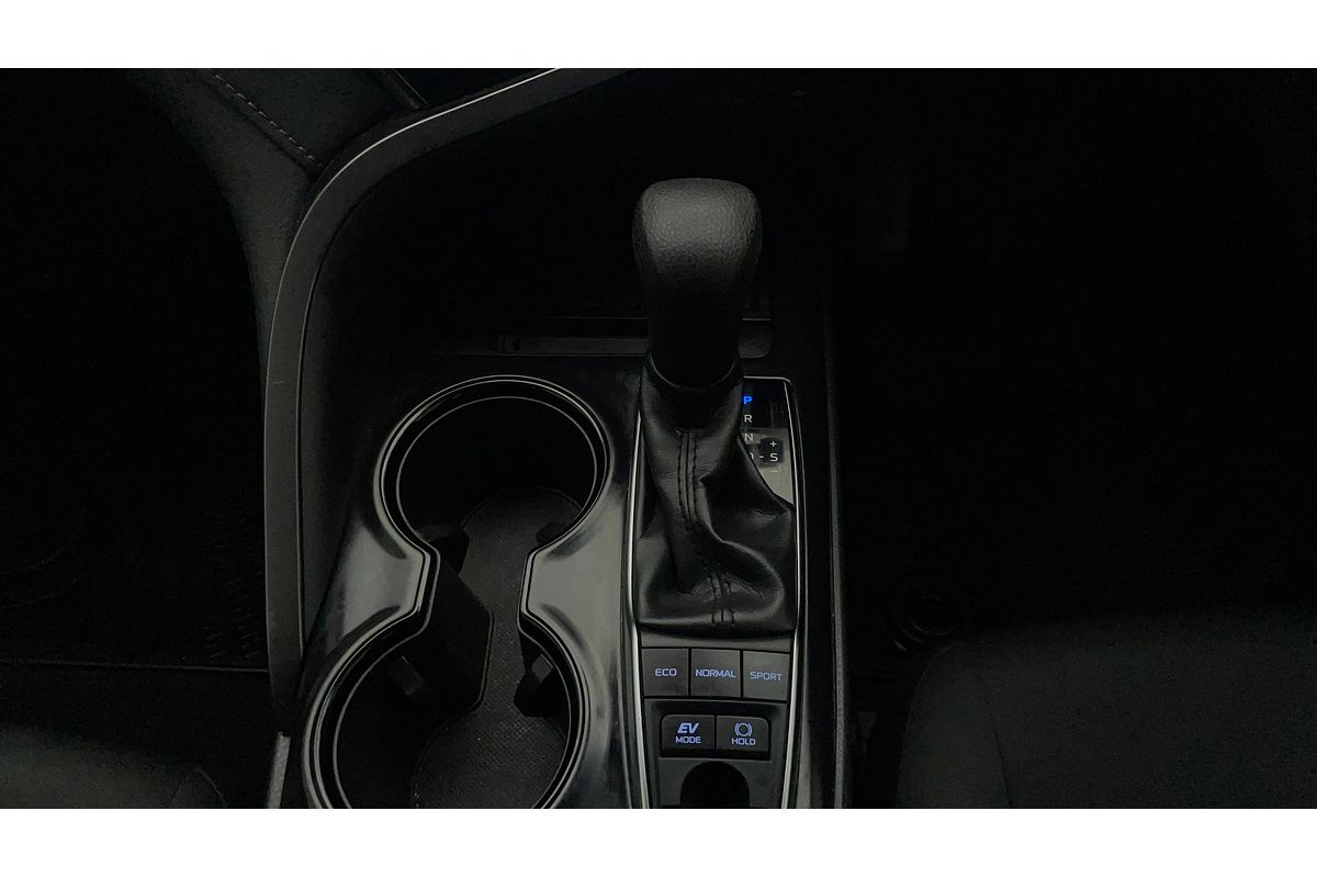 2020 Toyota Camry Ascent AXVH71R