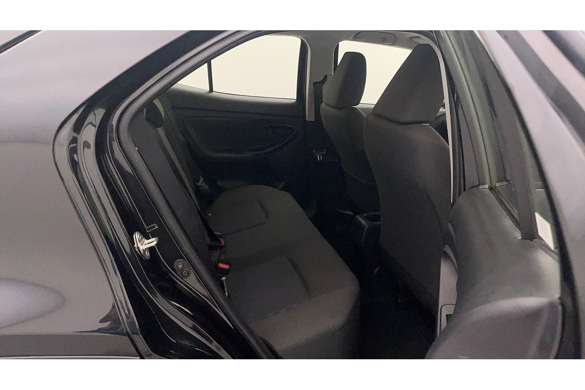 2023 Toyota YARIS CROSS GX MXPB10R