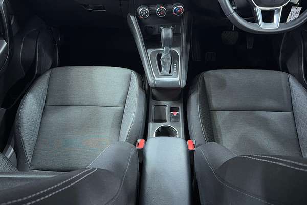 2022 Renault Captur Intens XJB