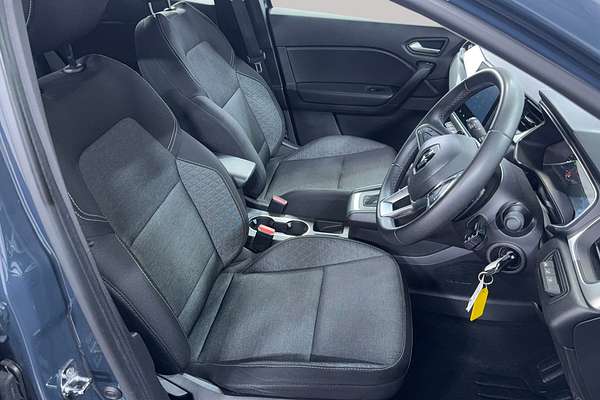 2022 Renault Captur Intens XJB