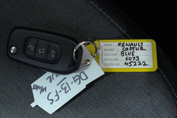 2022 Renault Captur Intens XJB