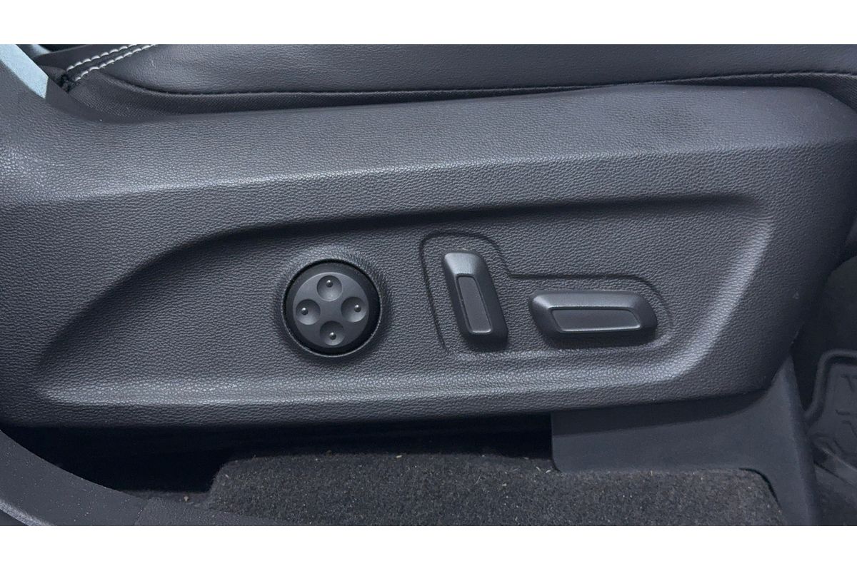 2020 LDV D90 Executive SV9A