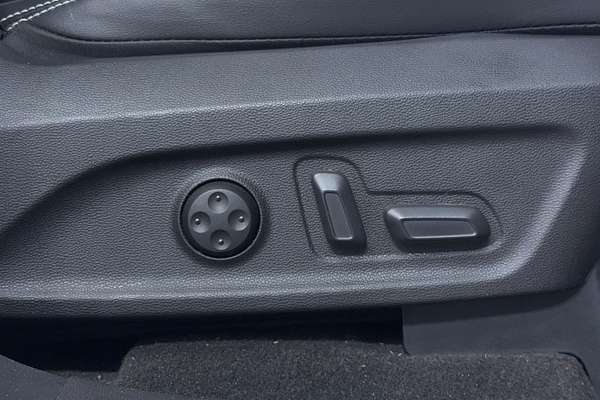 2020 LDV D90 Executive SV9A