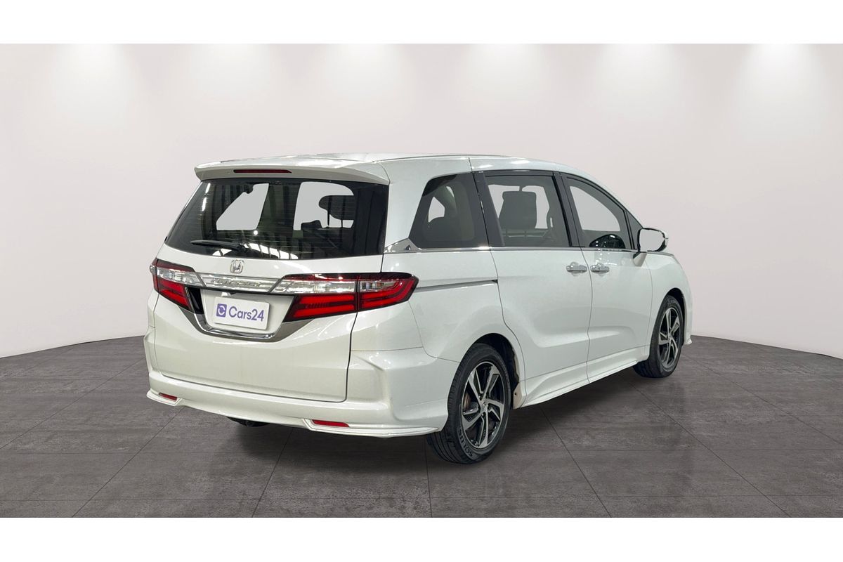 2015 Honda Odyssey VTi-L 5th Gen