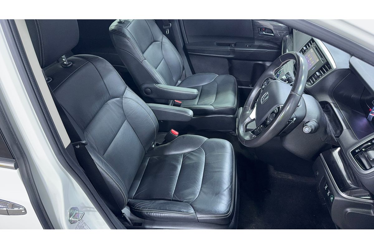 2015 Honda Odyssey VTi-L 5th Gen