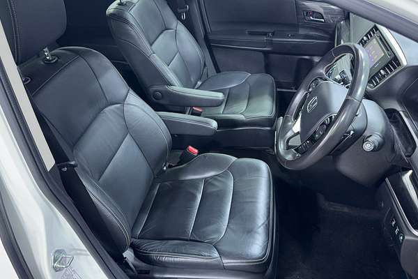 2015 Honda Odyssey VTi-L 5th Gen