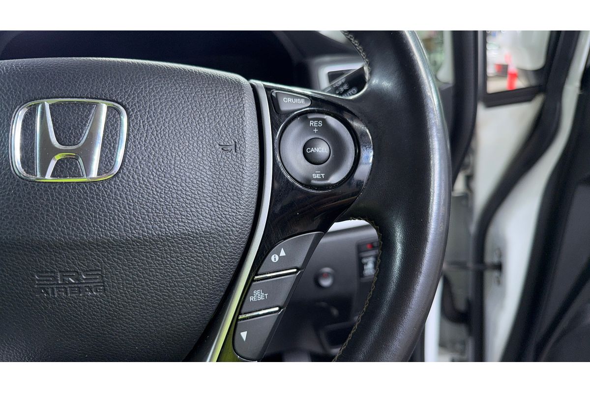 2015 Honda Odyssey VTi-L 5th Gen