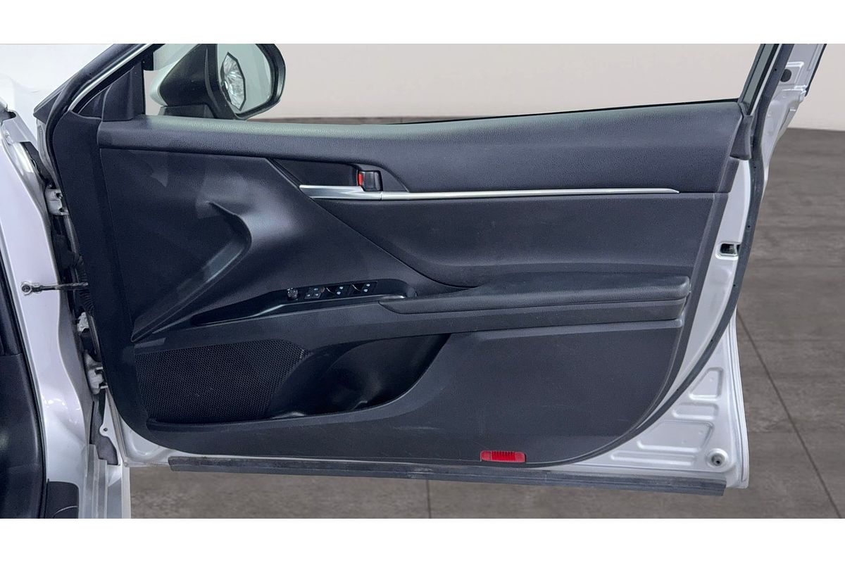 2018 Toyota Camry Ascent ASV70R