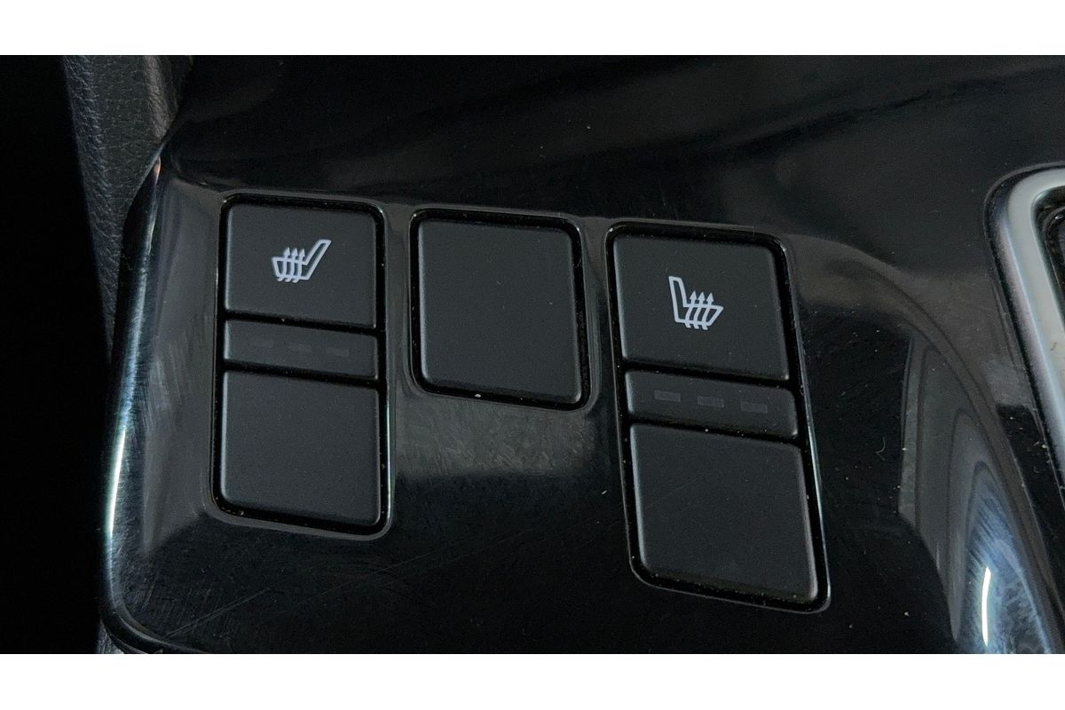 2022 Kia Sportage SX+ NQ5