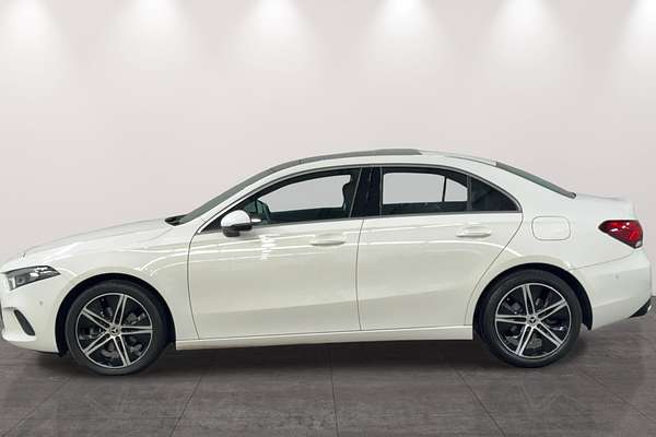 2018 Mercedes-Benz A-Class A200 V177