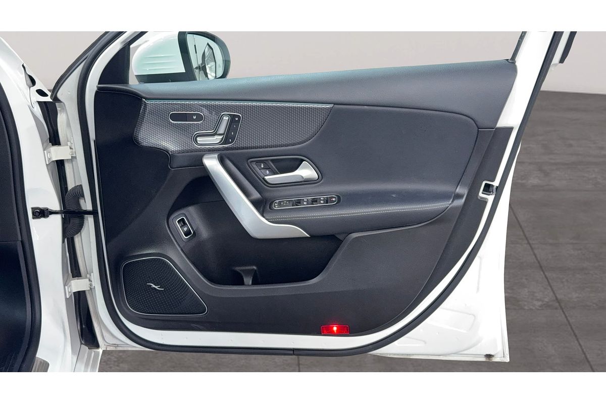 2018 Mercedes-Benz A-Class A200 V177