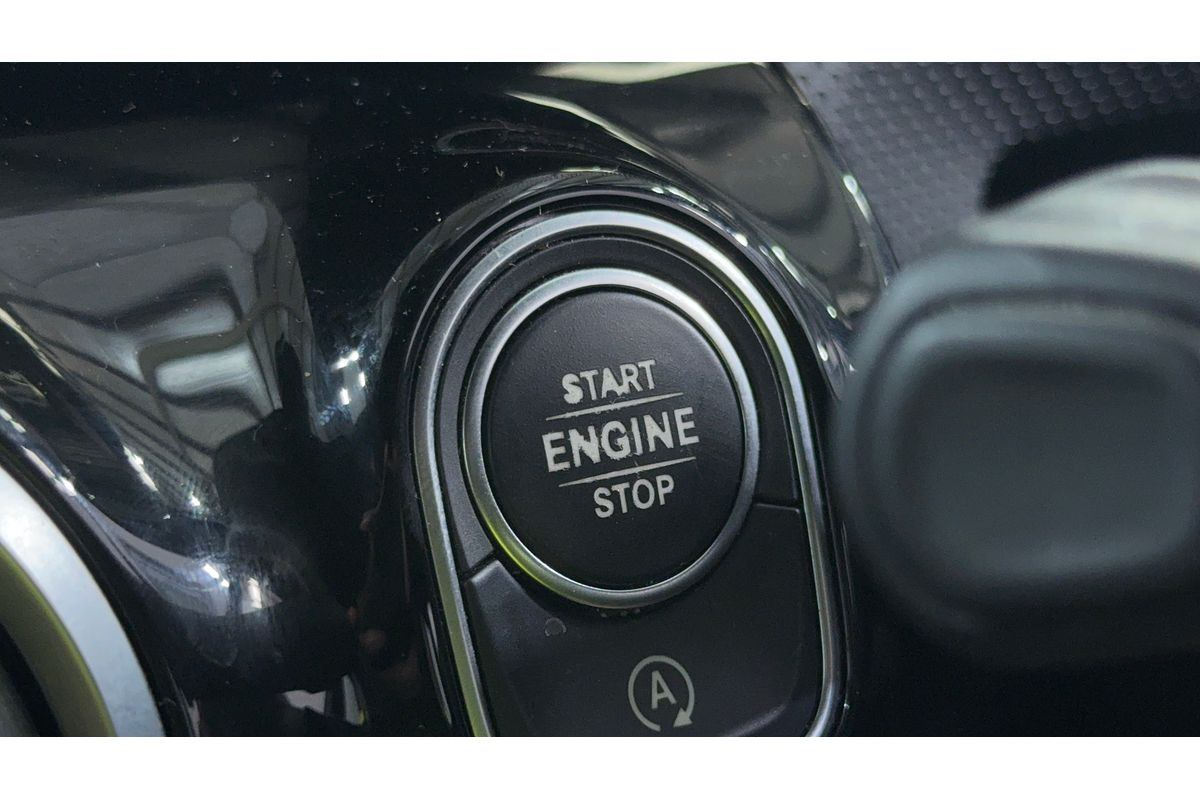 2018 Mercedes-Benz A-Class A200 V177