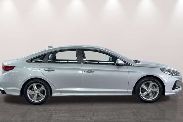 2018 Hyundai Sonata Active LF4